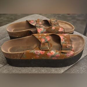 Jeffrey Campbell Aurelia Brown Floral Suede Buckle Strap Platform Sandal 38/ 7.5